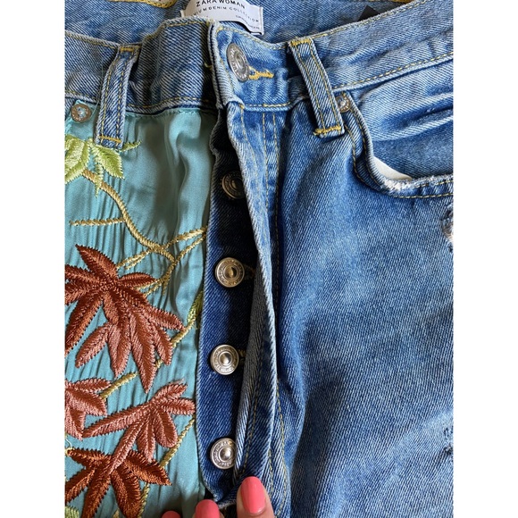 Zara Satin Embroidered Bird Distressed Jeans - Picture 7 of 8